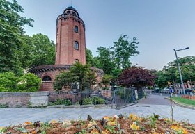 城堡-是一座19世纪的古老水塔，紧挨着新桥，在图卢兹，haute - garonne河，米比利牛斯，法国
