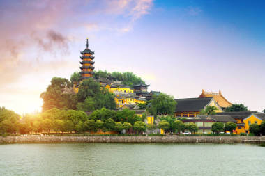 金山是江南的佛教圣地。鎮(zhèn)江, 中國