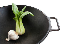 白菜和大蒜炒锅