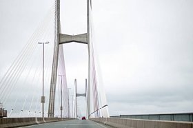 罗萨里奥-维多利亚大桥在巴拉那州河在罗萨里奥城市, 阿根廷