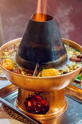 双味火锅图片