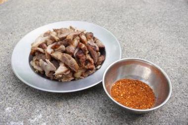 四川辣椒燒烤豬肉是泰國(guó)趨勢(shì)食