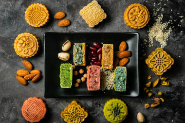 中秋節(jié)概念-特制食品 monncakes 的鄉(xiāng)村背景