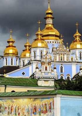 乌克兰的宗教建筑。基辅金色圆顶教