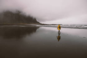 流浪探险家发现冰岛自然奇