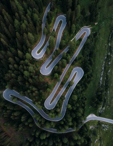 意大利帕蘇豐杜斯泰爾維奧榮耀山路的迷人景