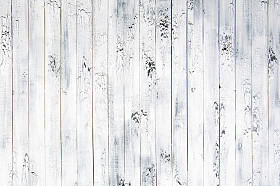 背景穿旧光盘白色