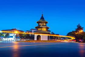 中国扬州古建筑: 文昌亭。扬州是著名的旅游胜地