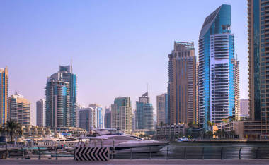 迪拜碼頭的一般看法。城市天際線