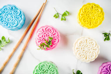 中國(guó)傳統(tǒng)中秋節(jié)食品、七彩年糕 snowskin 月餅及各種餡料