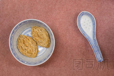 優(yōu)質(zhì)窩燕窩湯為營養(yǎng), 珍貴的美味佳肴在中國