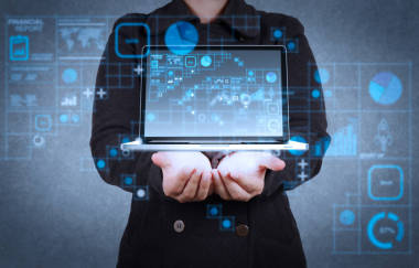 財務(wù)報表數(shù)據(jù)的業(yè)務(wù)運作 (資產(chǎn)負債表和收益表和圖表) 作為 Fintech 概念。工作與新的現(xiàn)代計算機的商人