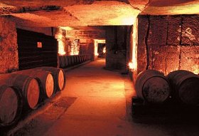 法国。住宿.酒窖。波尔多圣波尔多地区