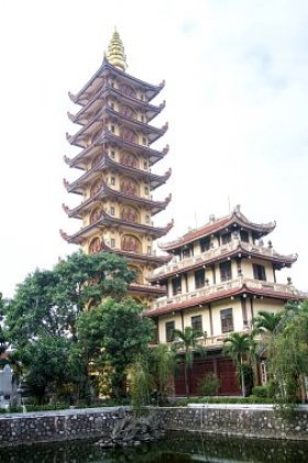 越南海防的佛丘塔