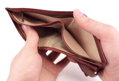 空的錢包。危機的概念.