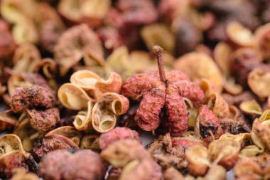 川椒短款景觀, 美食背景