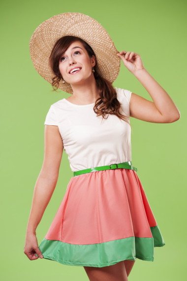 漂亮的女人和帽子