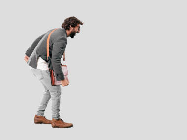 年輕的胡須商人穿著外套。沖刺位置