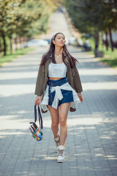 亞洲女人時尚照片