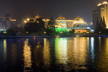 夜間市容與濠河
