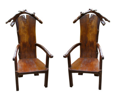 復古圖案木制扶手椅隔離