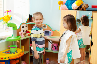 在幼兒園的孩子