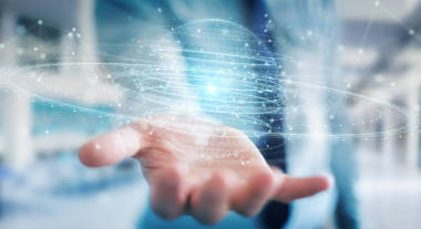 在模糊背景下的商人使用數(shù)字球面連接全息圖3d 渲染