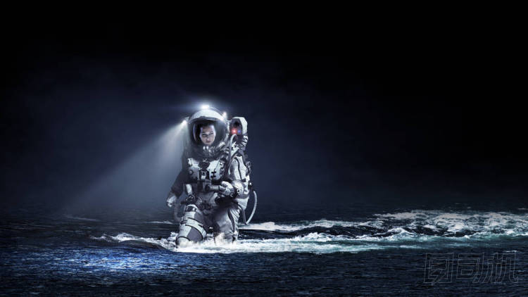 跑得快的太空人?；旌厦襟w圖片