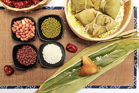 粽子是中国的传统小吃图片