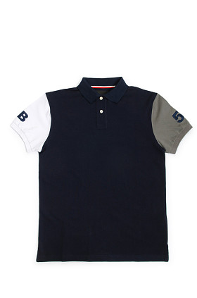 男 t 恤白色背景上孤立图片