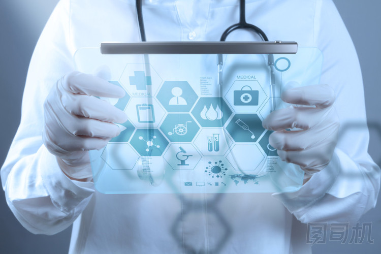 醫(yī)學(xué)醫(yī)生工作與現(xiàn)代計(jì)算機(jī)接口