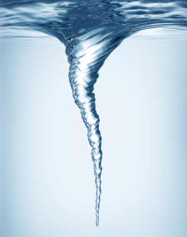 水下漩渦照片