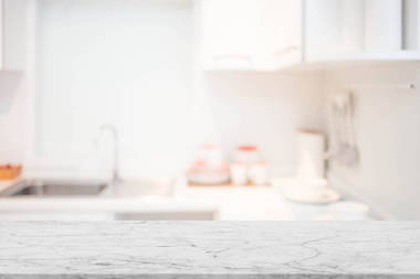 背景模糊的廚房房間圖片