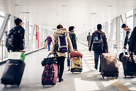 北京巴士站的乘客