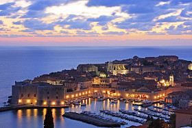 在克罗地亚杜布罗夫尼克旧海港