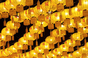 金色中国灯笼图片