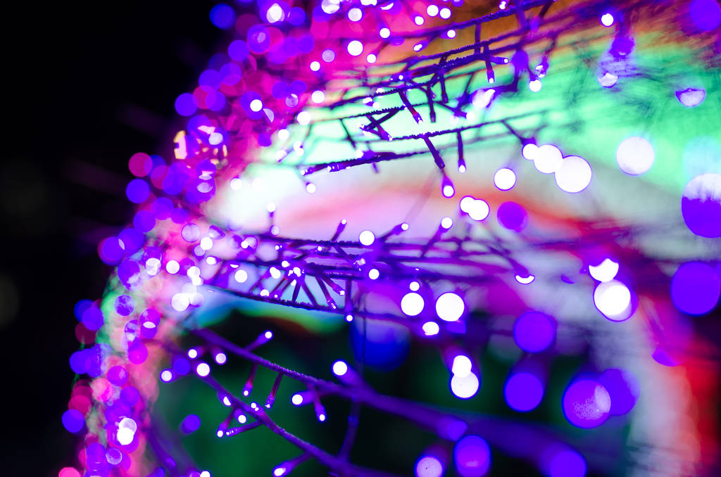 五颜六色的模糊波克童话灯节, 夜晚去焦点