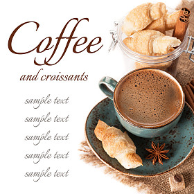 咖啡和牛角面包图片