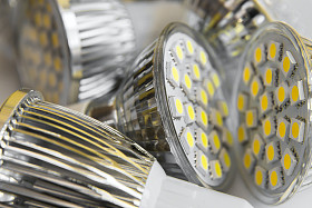 与 3 芯片贴片 led 的灯泡 gu10