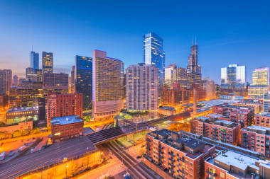 芝加哥, 伊利诺伊州, 美国城市景观在黄昏. 