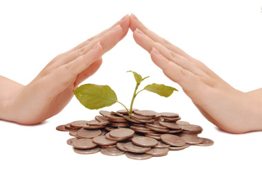 女的手保護(hù)財(cái)