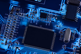 电子电路的宏观照片。Pcb on The Lighting
