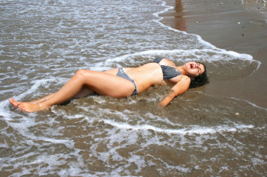 海灘上的女孩