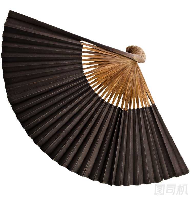 一個舊復(fù)古日本折疊紙扇圖片