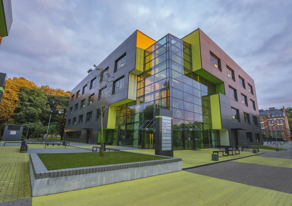 现代大学建设图片