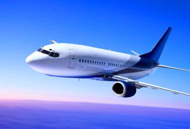 天空中的飛機