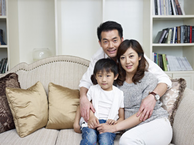 充滿愛的家庭圖片