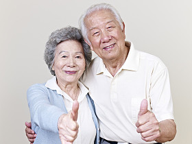 高级亚洲夫妇图片