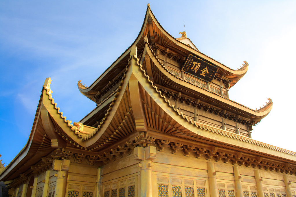 峨眉山上的金寺