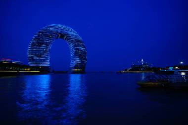 湖州美麗的日達酒店與太湖完美結合